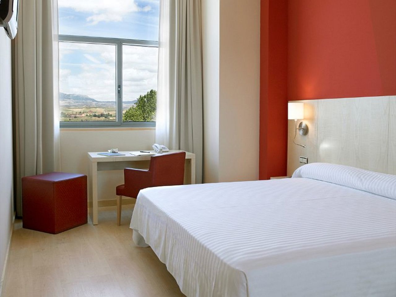 Hotel Sercotel Portales Logroño Szoba fotó
